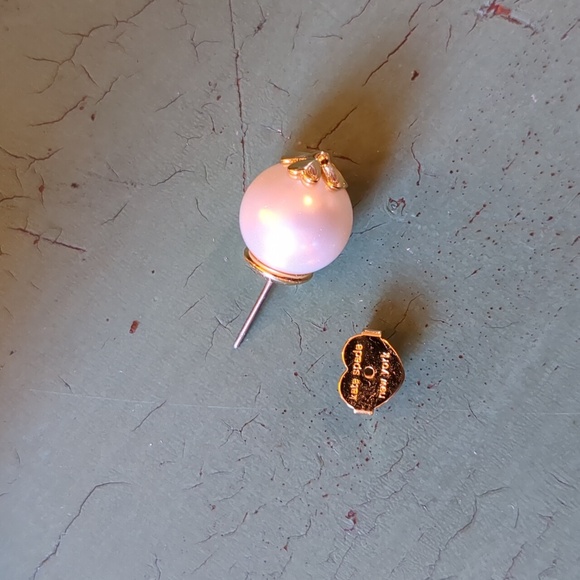 NIB KATE SPADE PEARLS ON PEARLS STUD EARRINGS - Picture 6 of 13